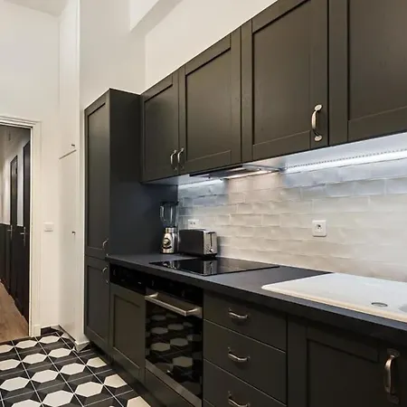 Pantheon Modern And Exclusive 3bd Apartament Paryż